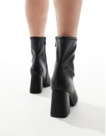 Hoist Heeled Ankle boot in Black