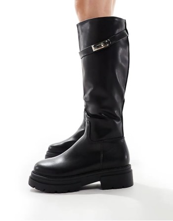 ‌Stylish knee high  flat riding boot in black