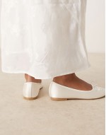 Adyra ballet shoes with bow detail in ivory
